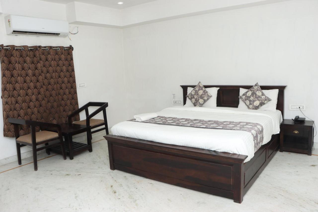 Hotel Marwar Palace Jaisalmer Bagian luar foto